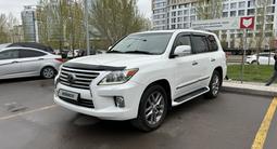 Lexus LX 570 2013 года за 24 000 000 тг. в Астана – фото 2