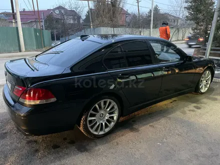 BMW 760 2005 года за 7 900 000 тг. в Алматы – фото 5