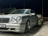 Mercedes-Benz E 55 AMG 1996 годаfor4 000 000 тг. в Алматы – фото 5