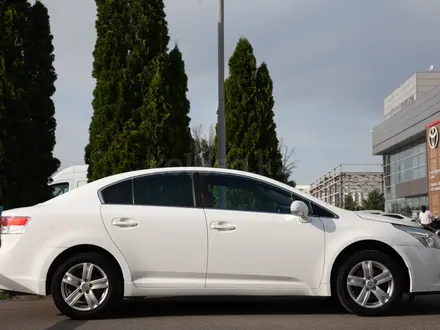 Toyota Avensis 2010 года за 5 090 000 тг. в Алматы – фото 8