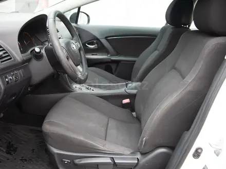 Toyota Avensis 2010 года за 5 090 000 тг. в Алматы – фото 10