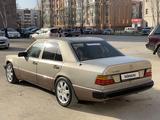 Mercedes-Benz E 230 1992 года за 1 300 000 тг. в Астана – фото 2