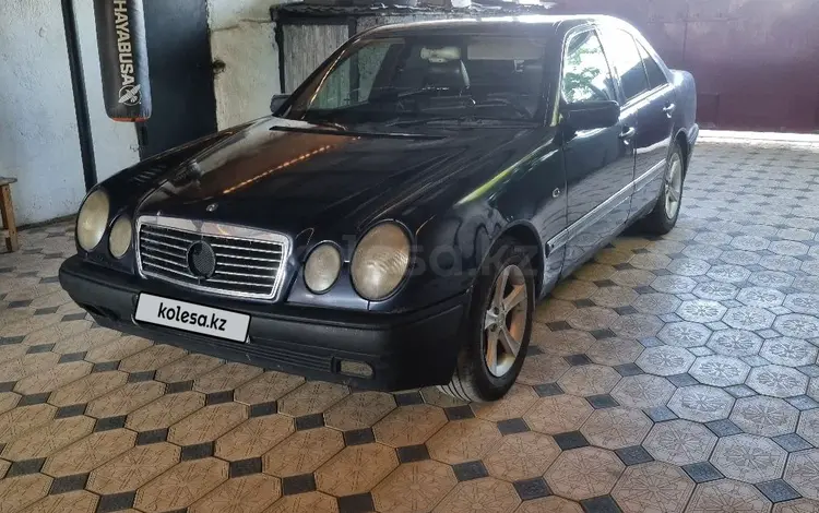 Mercedes-Benz E 220 1996 годаүшін1 400 000 тг. в Жезказган