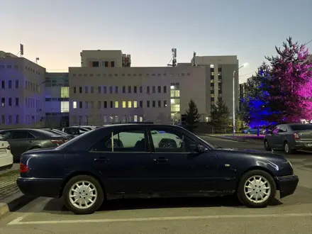 Mercedes-Benz E 230 1995 года за 1 300 000 тг. в Алматы – фото 8