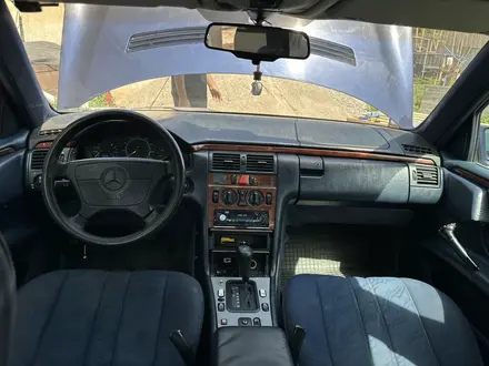 Mercedes-Benz E 230 1995 года за 1 300 000 тг. в Алматы – фото 5