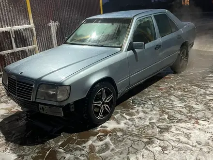 Mercedes-Benz E 280 1993 года за 2 000 000 тг. в Алматы – фото 5