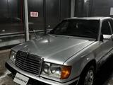 Mercedes-Benz E 260 1992 года за 1 750 000 тг. в Павлодар