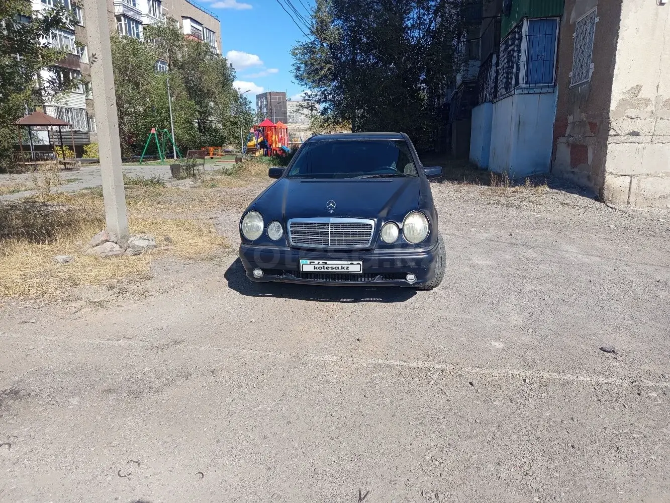 Mercedes-Benz E-Class, 1995