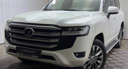 Toyota Land Cruiser Luxe 2023 года за 44 900 000 тг. в Алматы