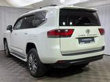 Toyota Land Cruiser Luxe 2023 годаүшін44 900 000 тг. в Алматы – фото 2