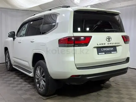 Toyota Land Cruiser Luxe 2023 года за 44 900 000 тг. в Алматы – фото 2