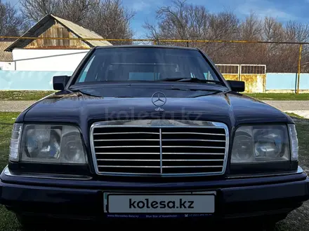 Mercedes-Benz E 220 1993 года за 3 000 000 тг. в Шымкент – фото 11