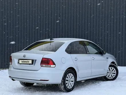 Volkswagen Polo 2017 года за 6 390 000 тг. в Актобе – фото 3