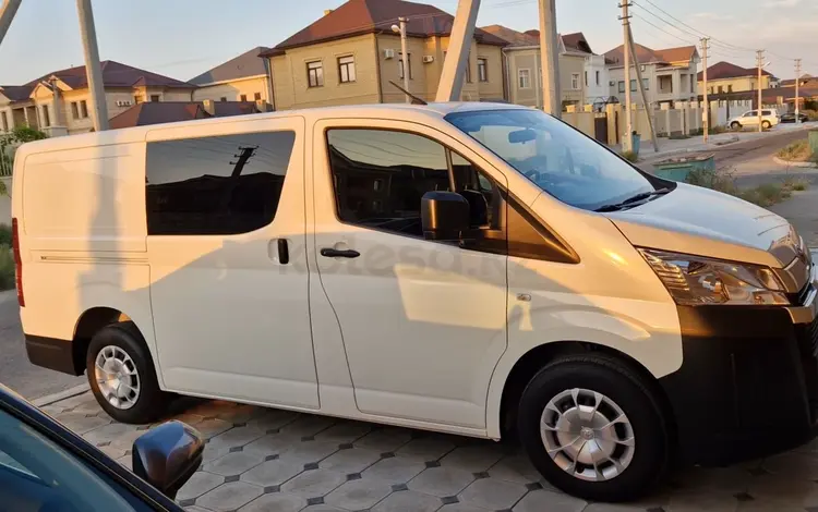 Toyota Hiace 2023 годаүшін18 500 000 тг. в Актау