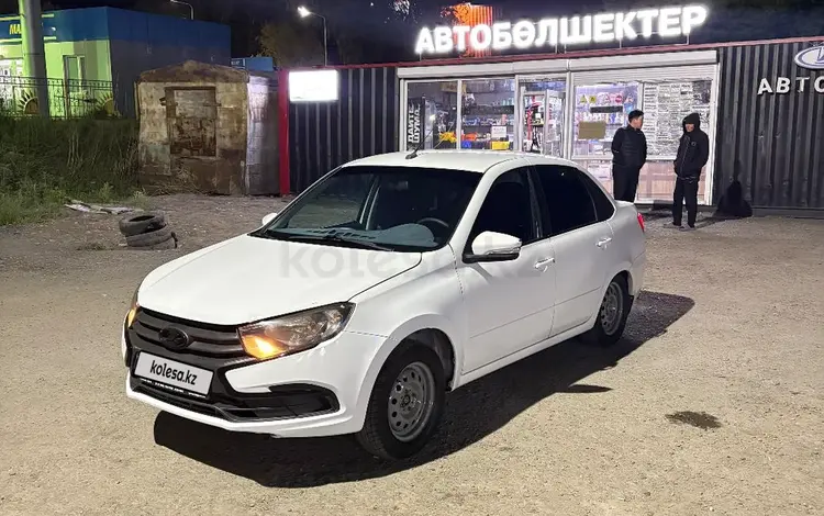 ВАЗ (Lada) Granta 2190 2022 года за 4 100 000 тг. в Семей