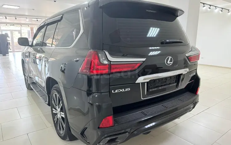 Lexus LX 570 2019 года за 45 500 000 тг. в Астана