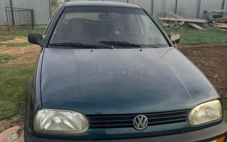 Volkswagen Golf 1993 годаfor1 900 000 тг. в Уральск