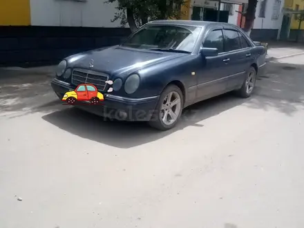 Mercedes-Benz E 230 1995 года за 2 650 000 тг. в Сатпаев