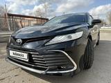 Toyota Camry 2021 года за 19 500 000 тг. в Караганда