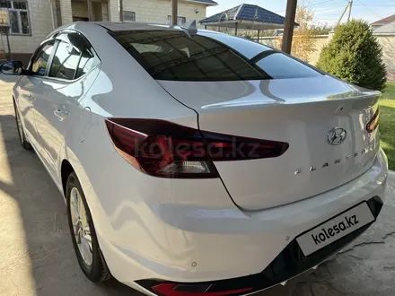 Hyundai Elantra 2019 года за 8 200 000 тг. в Шымкент – фото 11