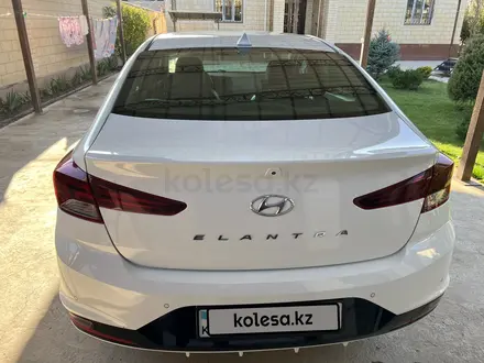 Hyundai Elantra 2019 года за 8 200 000 тг. в Шымкент – фото 8