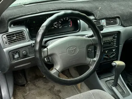 Toyota Camry 2000 года за 3 450 000 тг. в Алматы – фото 14