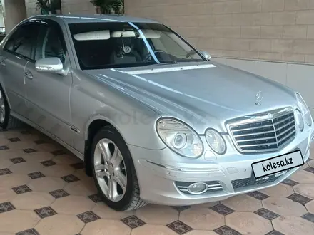 Mercedes-Benz E 200 2008 года за 5 500 000 тг. в Шымкент – фото 27