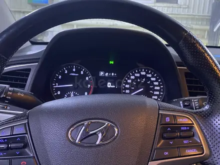 Hyundai Elantra 2017 года за 6 500 000 тг. в Астана – фото 5