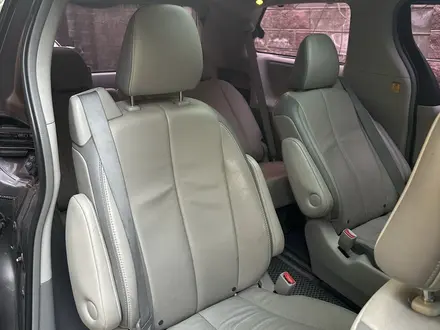 Toyota Sienna 2012 года за 13 000 000 тг. в Алматы – фото 8