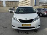 Toyota Sienna 2011 года за 7 500 000 тг. в Атырау