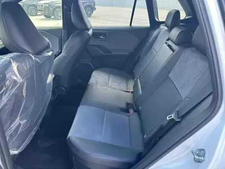 Toyota RAV4 Style HEV 2026 года за 26 390 000 тг. в Актобе – фото 11