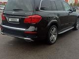 Mercedes-Benz GL 500 2014 годаfor14 000 000 тг. в Алматы – фото 4