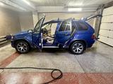 BMW X5 2000 года за 5 500 000 тг. в Алматы – фото 3