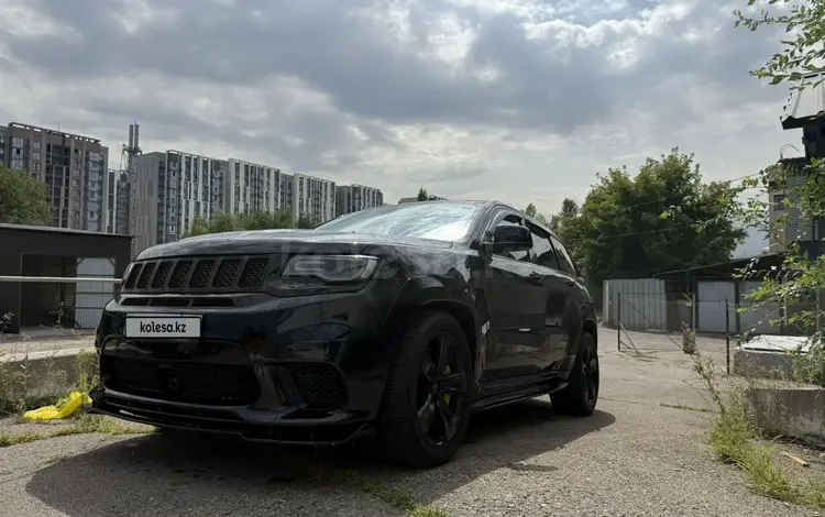 Jeep Grand Cherokee 2014 года за 23 000 000 тг. в Алматы