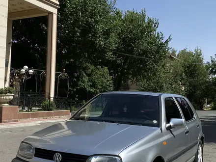 Volkswagen Golf 1996 года за 1 900 000 тг. в Туркестан