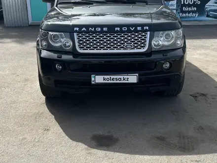 Land Rover Range Rover Sport 2008 года за 8 000 000 тг. в Алматы – фото 2