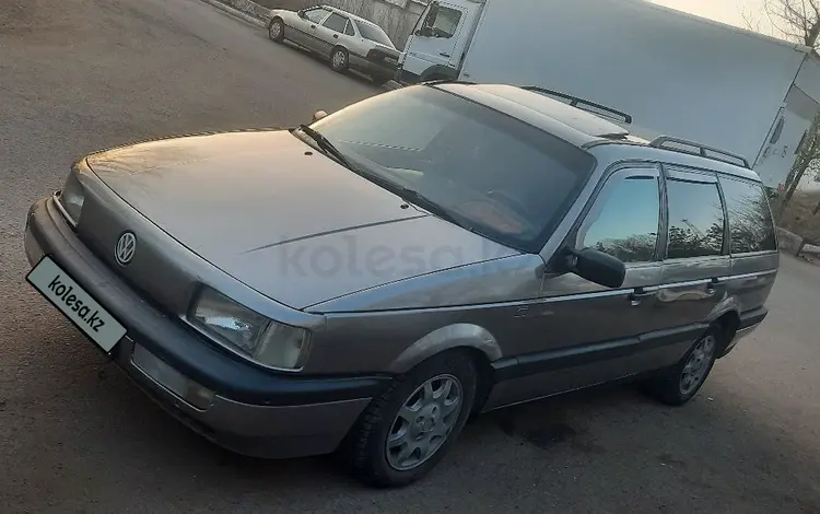 Volkswagen Passat 1991 годаүшін1 400 000 тг. в Астана