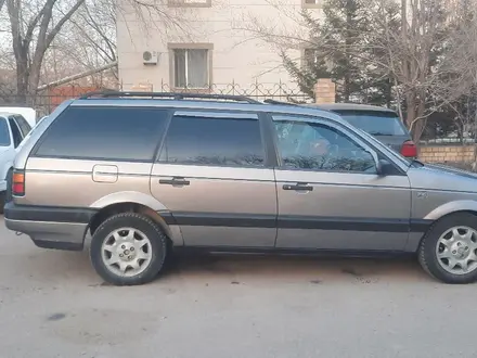 Volkswagen Passat 1991 года за 1 400 000 тг. в Астана – фото 4