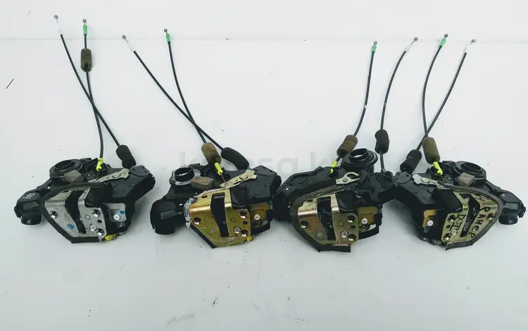 Замок двери Тойота фуранер за 5 000 тг. в Алматы