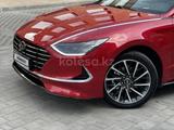 Hyundai Sonata 2022 годаfor12 900 000 тг. в Алматы – фото 3