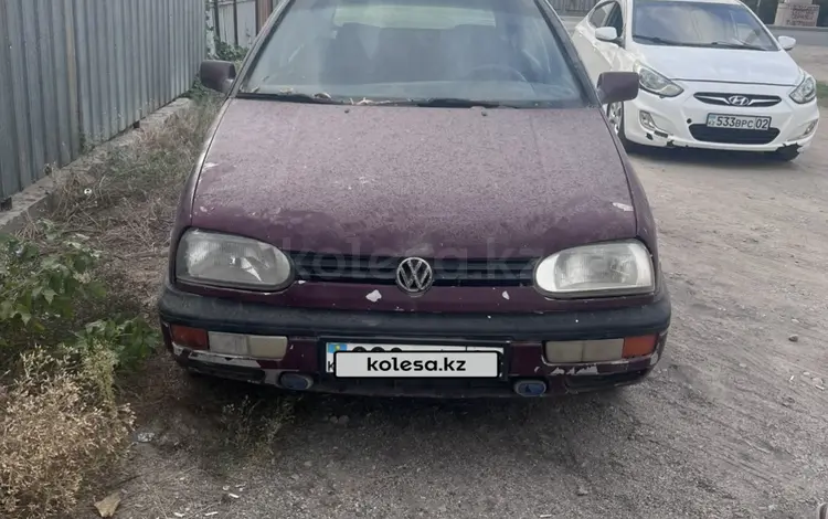 Volkswagen Golf 1995 года за 560 000 тг. в Алматы