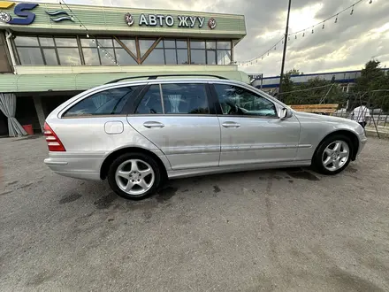 Mercedes-Benz C 200 2002 года за 3 200 000 тг. в Шымкент – фото 3