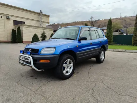 Toyota RAV4 1996 года за 4 000 000 тг. в Алматы – фото 12