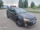 Volkswagen Polo 2014 года за 5 200 000 тг. в Алматы – фото 2