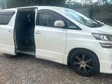 Toyota Vellfire 2010 года за 6 800 000 тг. в Алматы – фото 4