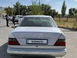 Mercedes-Benz E 280 1994 года за 2 000 000 тг. в Тараз – фото 4