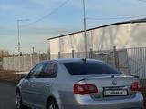 Volkswagen Jetta 2005 года за 1 900 000 тг. в Астана
