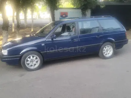 Volkswagen Passat 1991 года за 1 550 000 тг. в Алматы – фото 2