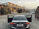 Hyundai Accent 2021 года за 8 200 000 тг. в Алматы – фото 3