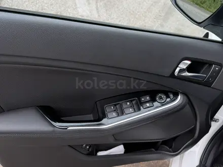 Kia K5 2013 года за 8 200 000 тг. в Алматы – фото 12